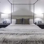 121 By Avantstay Hotel 4*