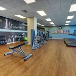 Hotel Drury Plaza Downtown 4*