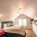 Bed & Breakfast Belmont Blvd 3*