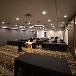 Holiday Inn Nashville Airport By Ihg