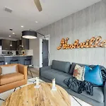 Holiday home Tune - Odyssey - Mins To Broadway - Full Gym! Nashville