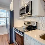 Melrose Mix - Rooftop Deck - 5 Mins To Broadway Holiday home *