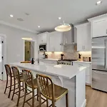 Holiday home Ensemble-4 Unit Combo-8 Mins To Broadway Nashville