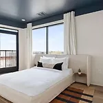 The Eighteen By Kasa Hotel Nashville