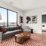 The Eighteen By Kasa Hotel Nashville