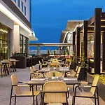 Hilton Bna Airport Terminal Hotel