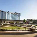 Hotel Hilton Bna Airport Terminal 4*