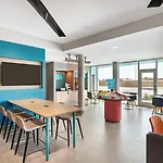 Avid - Airport By Ihg Hotel