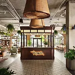 Memoir Wedgewood Houston 4*