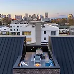 Holiday home The Ashford - Brand New Gem Walk To Weho