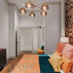 Starr Piano - Roxie And Carraway Suites - 8 Bedrooms