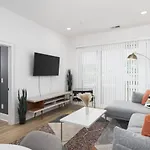 Sleeps 16 Two Side By Side Only 3 Miles Broadway * Nashville