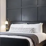 The Ashford - Brand New Gem Walk To Weho