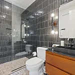 The Ashford - Brand New Gem Walk To Weho *