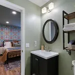 Downtown Riverfront Unit 820 Apartment *