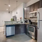 Lofts At 30th - Modern Life - Mins To Broadway