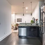 Lofts At 30th - Modern Life - Mins To Broadway Holiday home Nashville
