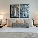 Lofts At 30th - Modern Escape - Mins To Broadway *