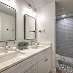 Dream Sylvan Park 4 Bed 3 Bath, Lush Outdoor Area