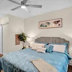 Grand Palace Nashville Pool Gym Parking