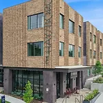 Apartment Landing - Inglewood Nashville