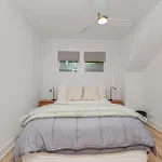 Modern 12 South Loft Walk To Shops Eats & Coffee * Nashville