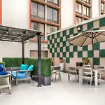 Best Western Downtown Plus Music Row