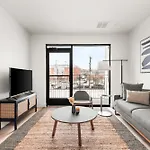 Hotel The Eighteen By Kasa 4*
