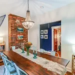 Charming Nashville Home With Fire Pit, Indoor Sauna!