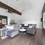 Lucky Starr Holiday home