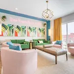 The Broadway Lounge By Stay Local Nashville