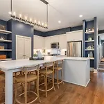 Bustling Broadway By Stay Local Nashville