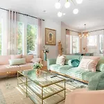 The Vault Royale By Stay Local Nashville