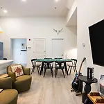 Sleeps 24 Rooftop Game Room Outdoor Spaces Just 10 Min To Broadway Outrider By Avantstay