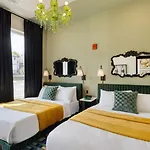 Sleeps 16 2 Homes Next Door Walk To Dining Music Lischey Loft The Bloom House By Avantstay