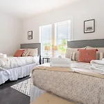 The Gibson By Stay Local Nashville