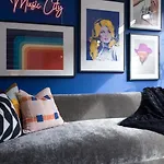 Nashville Nightlife By Avantstay Minutes To Broadway Odyssey