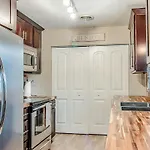 The Musicians Cottage By Stay Local Nashville