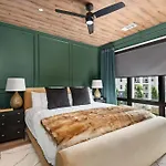 Modern Townhouse Near Vandy And Parthenon