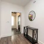 Broadway Breeze Escape Modern Nashville Comfort