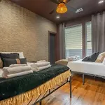 The Vault Royale By Local Holiday home *