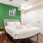 The Taylor By Local Holiday home *