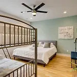 The Myrtle By Local Holiday home *