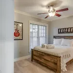 Holiday home The West End Dreamer By Local Nashville