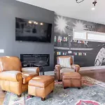 Holiday home Cashs Speakeasy By Local Nashville