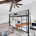 Lucky Starr Holiday home *