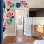 Cashs Speakeasy By Local Holiday home *