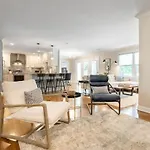 The Eloise By Local Holiday home Nashville