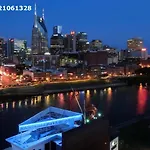 West End Luxe - Outdoor Patio And Rooftop Views