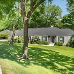 The Eloise By Local Holiday home Nashville